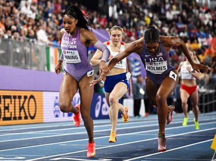 Amber Anning pips Alexis Holmes to gold in Nanjing