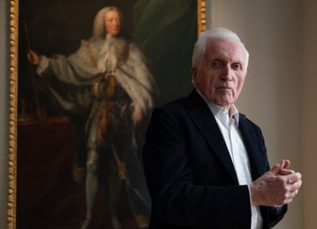 David Dimbleby in front of a painting of George II by John Shackleton.