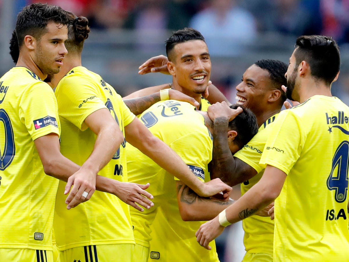 Fenerbahce At A Crossroads As Turkish Super Lig Gets Ready To Kick Off Fenerbahce The Guardian