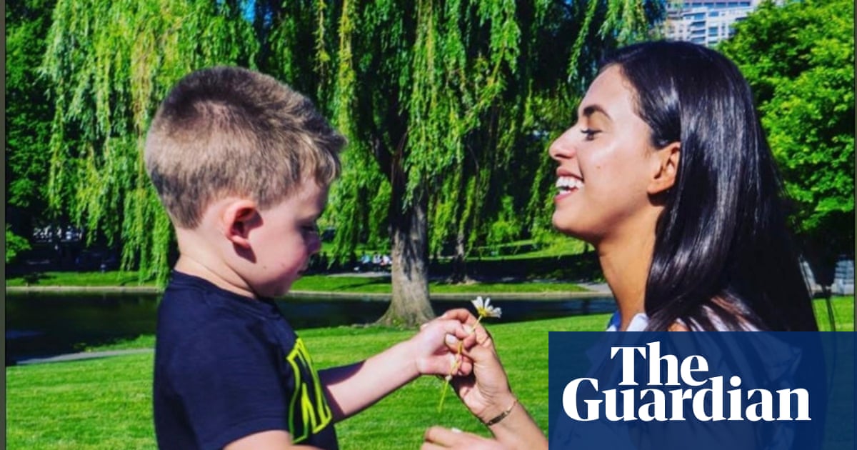 Mother of Karoline Leavitt’s nephew rejects White House portrayal of her after ICE arrest