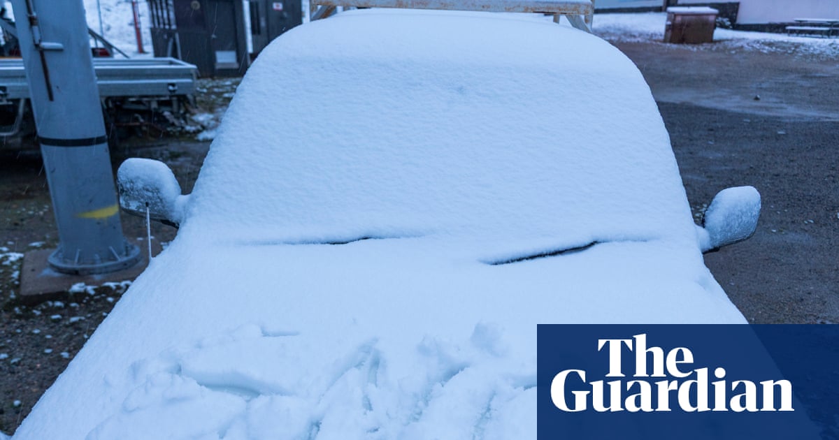 Footage shows first snow of the year falling at Perisher ski resort in New South Wales – video