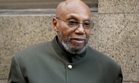 US: Malcolm X’s daughter Malikah Shabazz dies aged 56 6 Muhammad Aziz talks outside the courthouse with members of his family after his conviction in the killing of Malcolm X was vacated on Thursday.
