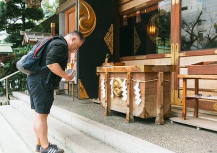 Justin McCurry takes Hammy to a Shinto shrine to pay their respects.