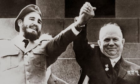 Fidel Castro y Nikita Khrushchev en 1959.