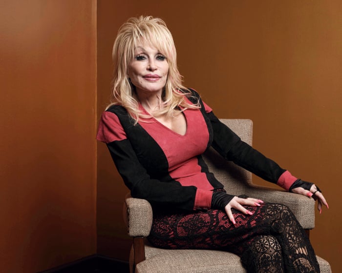 Dolly Parton’s estate alleges her nephew using barbed wire to avoid being served