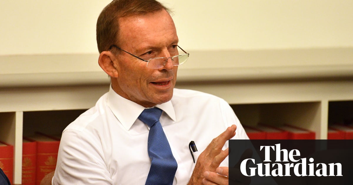 Tony Abbott urges Coalition not to create federal integrity body