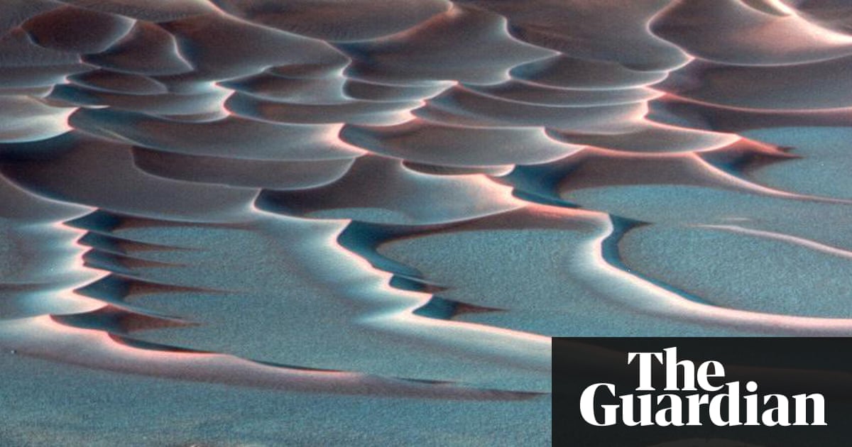 Mars mega-storm threatens Nasa rover after 14-year mission