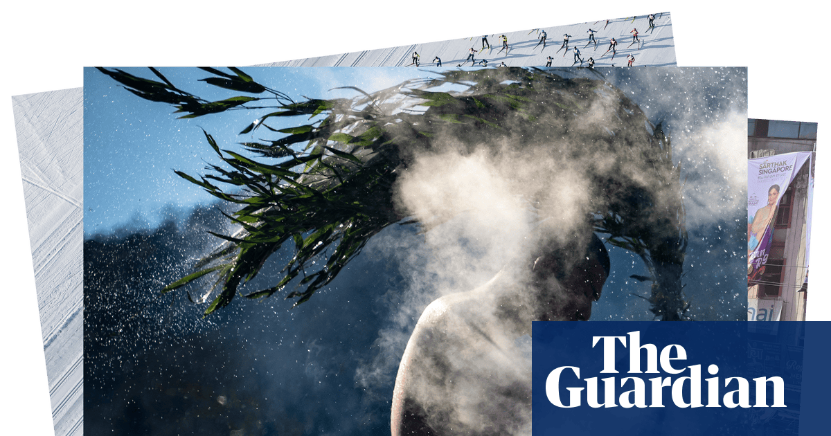 Firewalkers, festivals and fashion: photos of the weekend