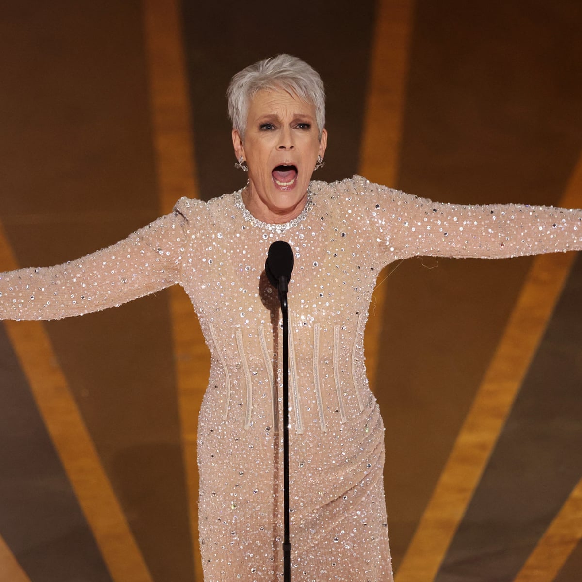 Jamie Lee Curtis wins first Oscar for best supporting actress in Everything  Everywhere All at Once | Oscars 2023 | The Guardian