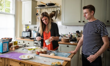 Niki Segnit teaching Tim Jonze how to cook without the aid of recipes.