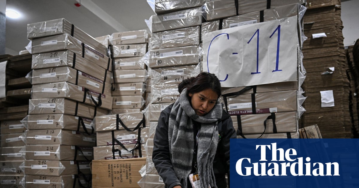Bolivia to vote in presidential runoff that will turn it to the right
