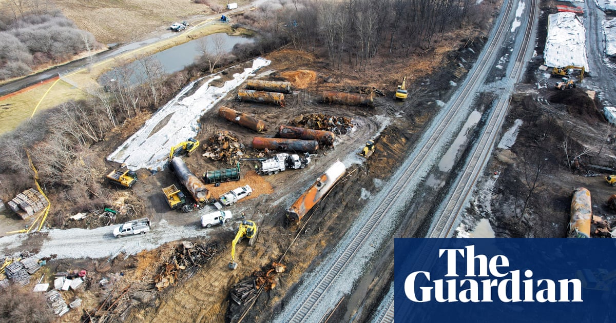 US rail workers told to skip inspections as questions mount over Ohio crash
