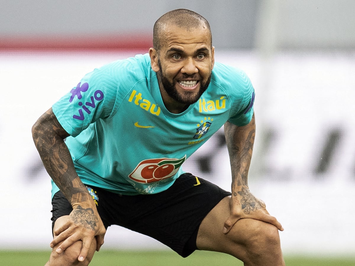 Dani Alves: 'Everyone says I'm old but I completely disagree' | Brazil |  The Guardian