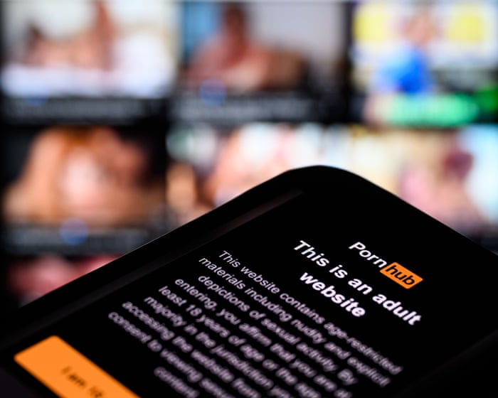 Pornhub returns to Australia after banning access due to age verification rules