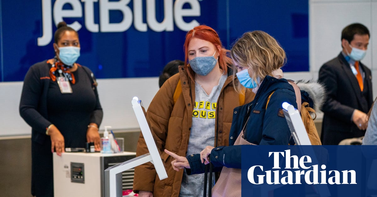 Omicron havoc for airlines as JetBlue cancels almost 1,300 flights