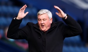 West Brom v Newcastle: Premier League - ¡en vivo! | Fútbol Steve Bruce no está contento.