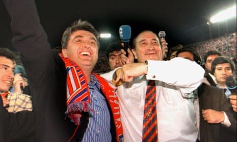 Radomir Antic celebrates with Atlético Madrid’s president, Jesús Gil, after leading the club to the La Liga title in 1996.