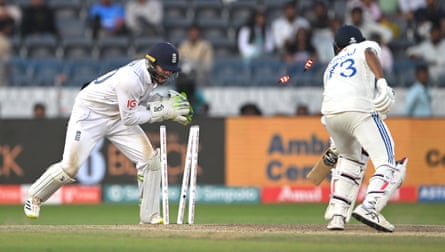 Ben Foakes stumps India’s Mohammed Siraj during day four of the first Test.
