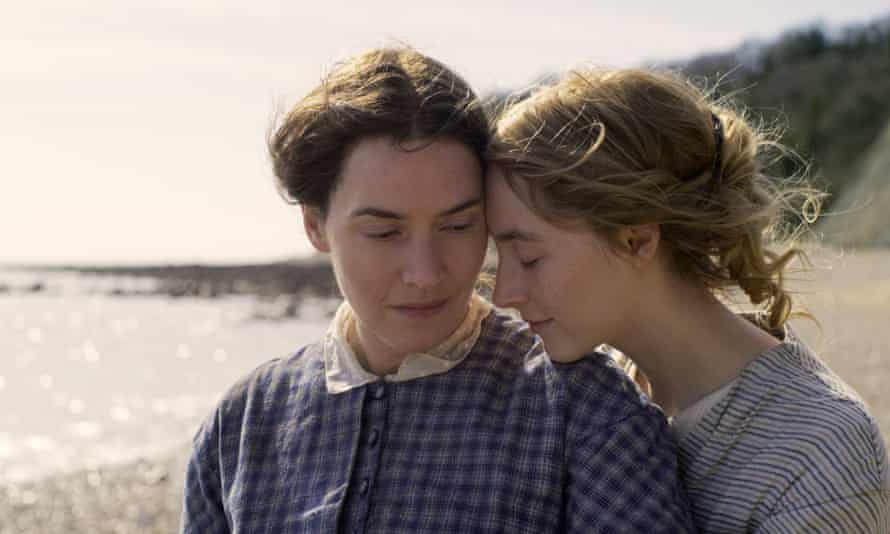 Kate Winslet and Saoirse Ronan in Ammonite