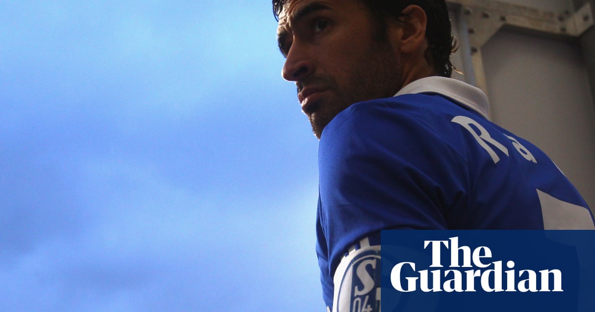 When Raúl moved to the Bundesliga and charmed a nation of football fans