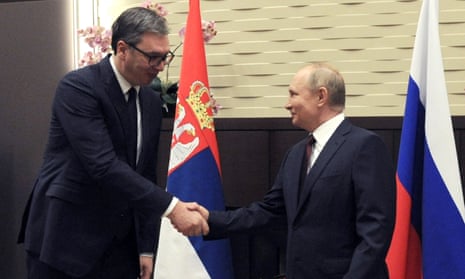 Russian president Vladimir Putin (R) meets with his Serbian counterpart Aleksandar Vucic in Sochi in November 2021.