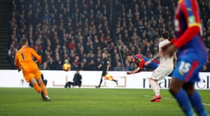 Ward returns to the palace.