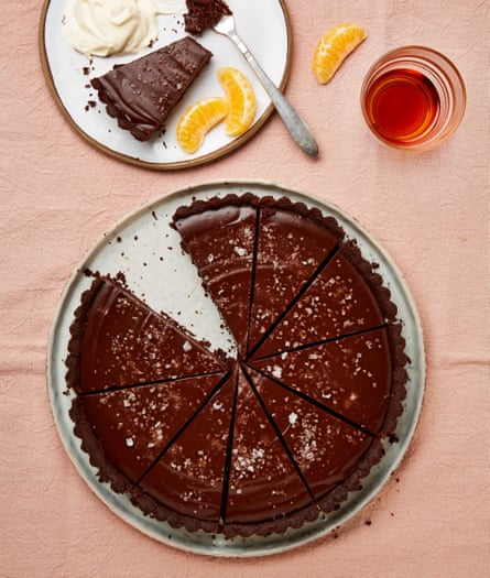 Kue raspberry dan tart cokelat: kue musim panas Alison Roman |  Makanan
 | KoranPrioritas.com