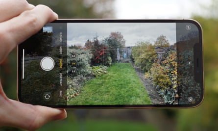 iphone 12 pro max review