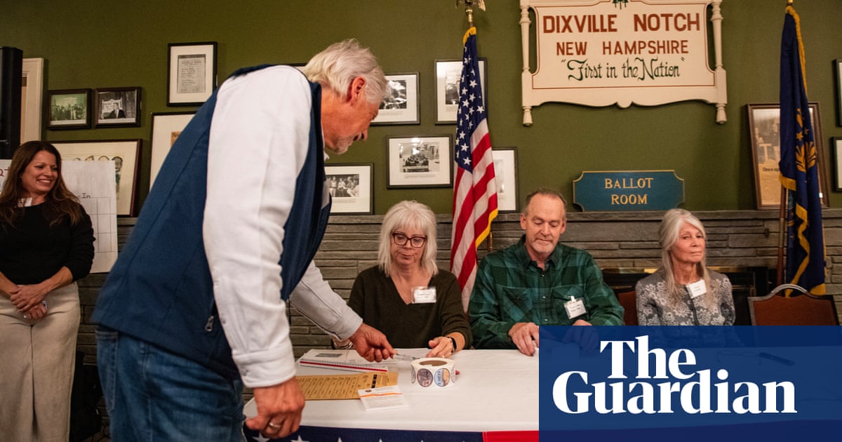 Trump & Harris Tie in First 2024 Election Vote