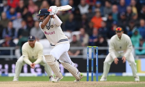 Cheteshwar Pujara hits out on his way to an unbeaten 91 as India fought back hard in the third Test.