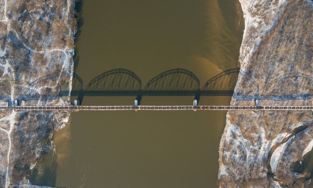 Bridge over the Vistula river, near Gora Kalwaria, Poland.