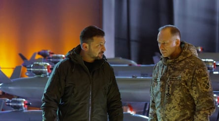 Zelensky with Syrskyi, drones in background