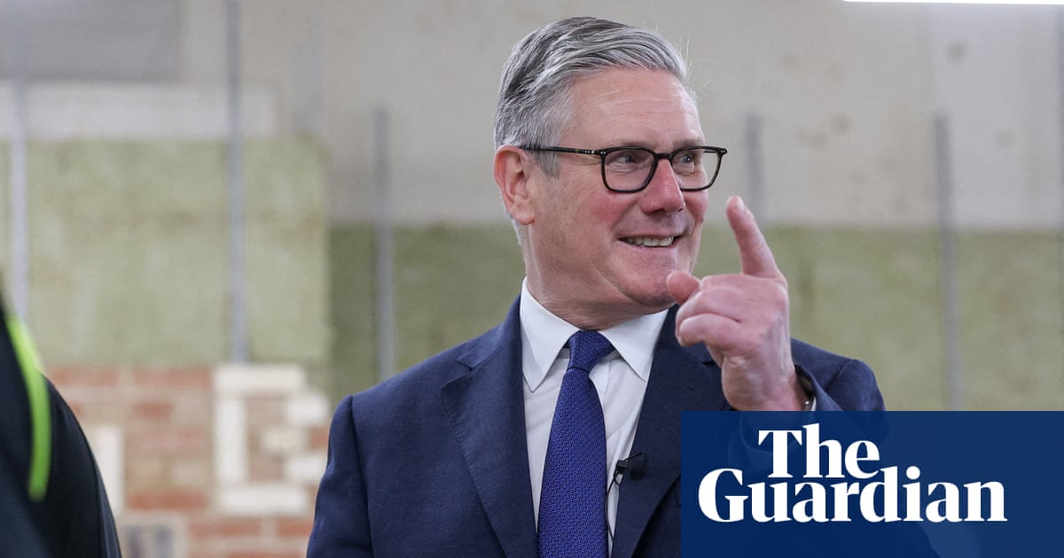 What are the agendas of Labour MPs calling for Starmer to step down?