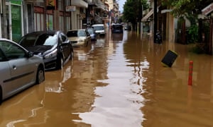 Πλημμύρες στους δρόμους σε Kardashian, Ελλάδα