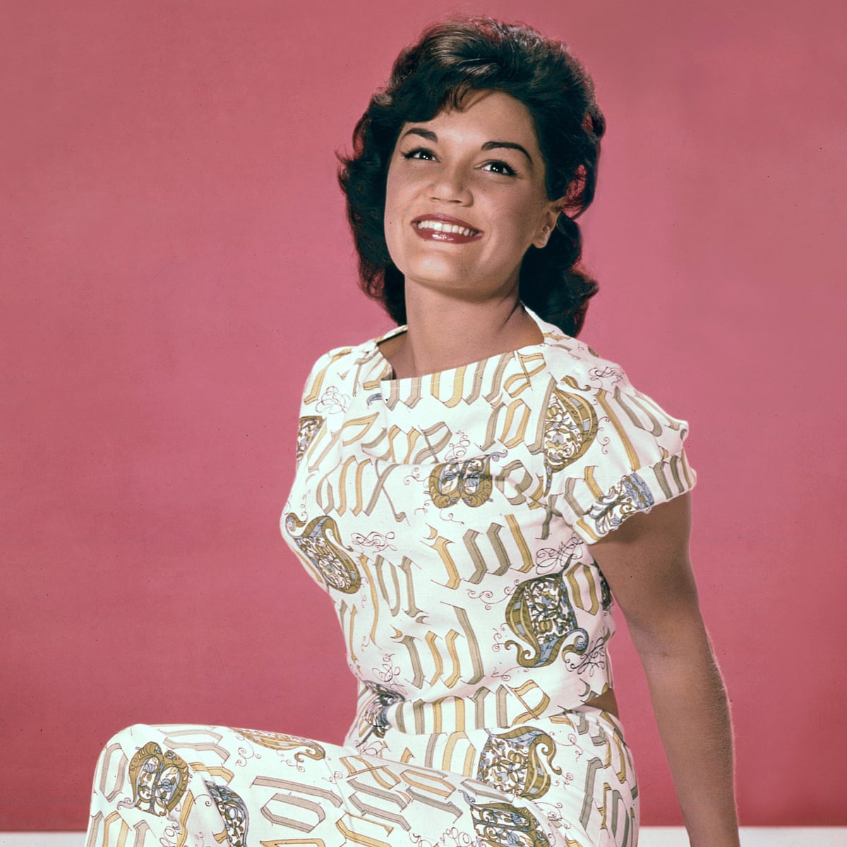 Connie Francis là một ngôi sao nhạc pop tiên phong bị ám ảnh bởi bi kịch | Pop và rock | Người giám hộ