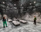 Yin Xiuzhen e Chiharu Shiota: confronto di arte contemporanea nella Hayward Gallery di Londra
