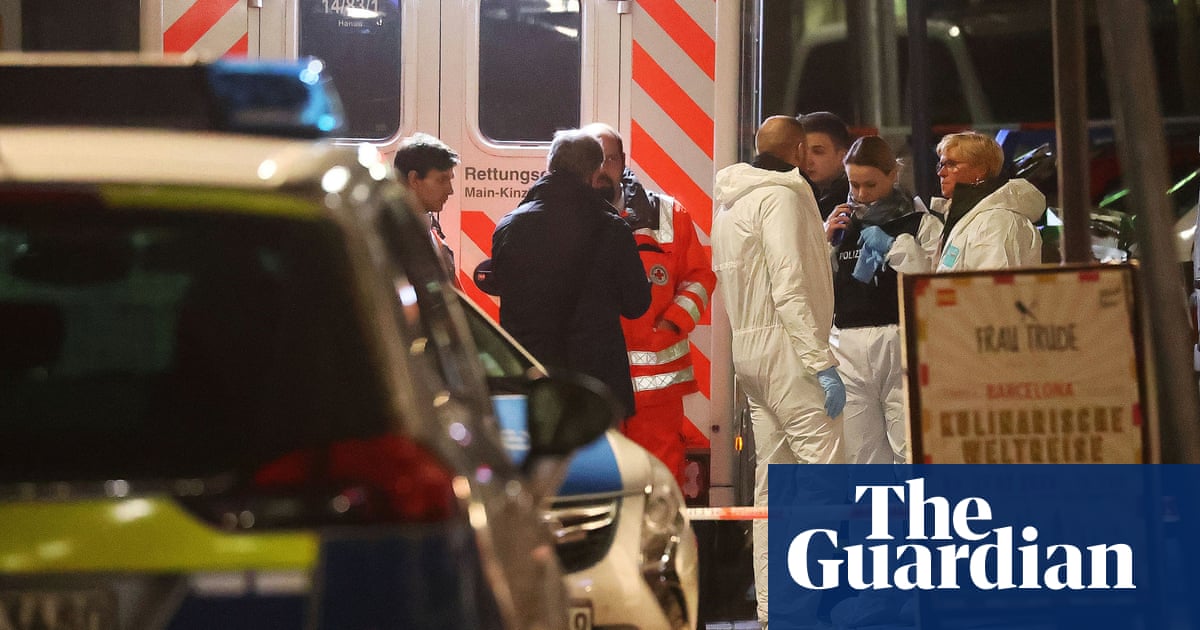 Hanau shooting: eight dead in attack on shisha bars in German town