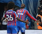 Crystal Palace sulla strada del successo grazie al gol di Jean-Philippe Mateta contro il Brentford
Approfondimento
La vittoria del Crystal Palace contro il Brentford rappresenta un importante passo avanti per la squadra, che conferma la sua buona forma dopo la recente vittoria contro il Liverpool in Carabao Cup. Gli Eagles hanno dimostrato di essere una squadra solida e determinata, capace di ottenere risultati importanti in Premier League.
Possibili Conseguenze
La vittoria del Crystal Palace potrebbe avere conseguenze positive per la classifica della squadra in Premier League. Con questa vittoria, gli Eagles potrebbero salire di posizione e avvicinarsi alle squadre che lottano per la qualificazione alle coppe europee, migliorando le loro prospettive per la stagione.
Opinione
La prestazione di Jean-Philippe Mateta è stata fondamentale per la vittoria del Crystal Palace. Il suo gol ha dato la scossa alla squadra e ha permesso agli Eagles di prendere il controllo del gioco, dimostrando la sua importanza per la squadra.
Analisi Critica dei Fatti
La partita tra Crystal Palace e Brentford è stata caratterizzata da un inizio cauto, con poche opportunità per entrambe le squadre. Tuttavia, il gol di Mateta ha cambiato il corso del gioco e ha permesso al Crystal Palace di prendere il controllo, evidenziando l'importanza di essere clinicali nelle occasioni da rete.
Relazioni con altri fatti
La vittoria del Crystal Palace contro il Brentford è legata alla loro recente vittoria contro il Liverpool in Carabao Cup. Queste due vittorie dimostrano che gli Eagles sono una squadra in forma e determinata, capace di ottenere risultati importanti contro avversari di alto livello.
Contesto storico
Il Crystal Palace ha una lunga storia in Premier League e ha sempre lottato per la salvezza. Tuttavia, con la vittoria contro il Brentford, gli Eagles sembrano essere sulla strada giusta per una stagione positiva, potenzialmente migliorando la loro posizione nella classifica e le loro prospettive per il futuro.
Fonti
La fonte di questo articolo è The Guardian. Per leggere l'articolo originale, clicca qui.