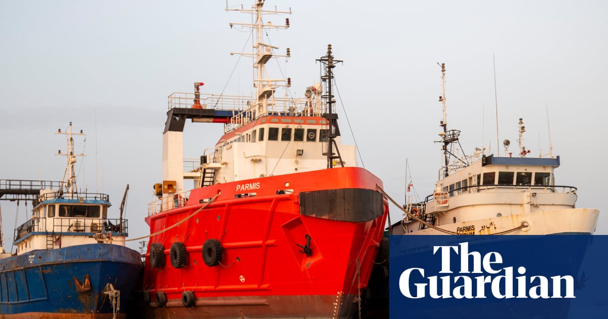 Iran Seizes Ships in Hormuz as US Blockade Chokes Trade Despite Ceasefire