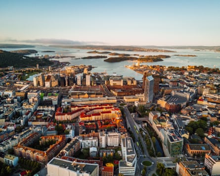 Harbor and financial district view of Oslo