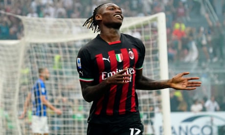 European roundup: Milan fight back to sink Inter in derby, Napoli win at Lazio