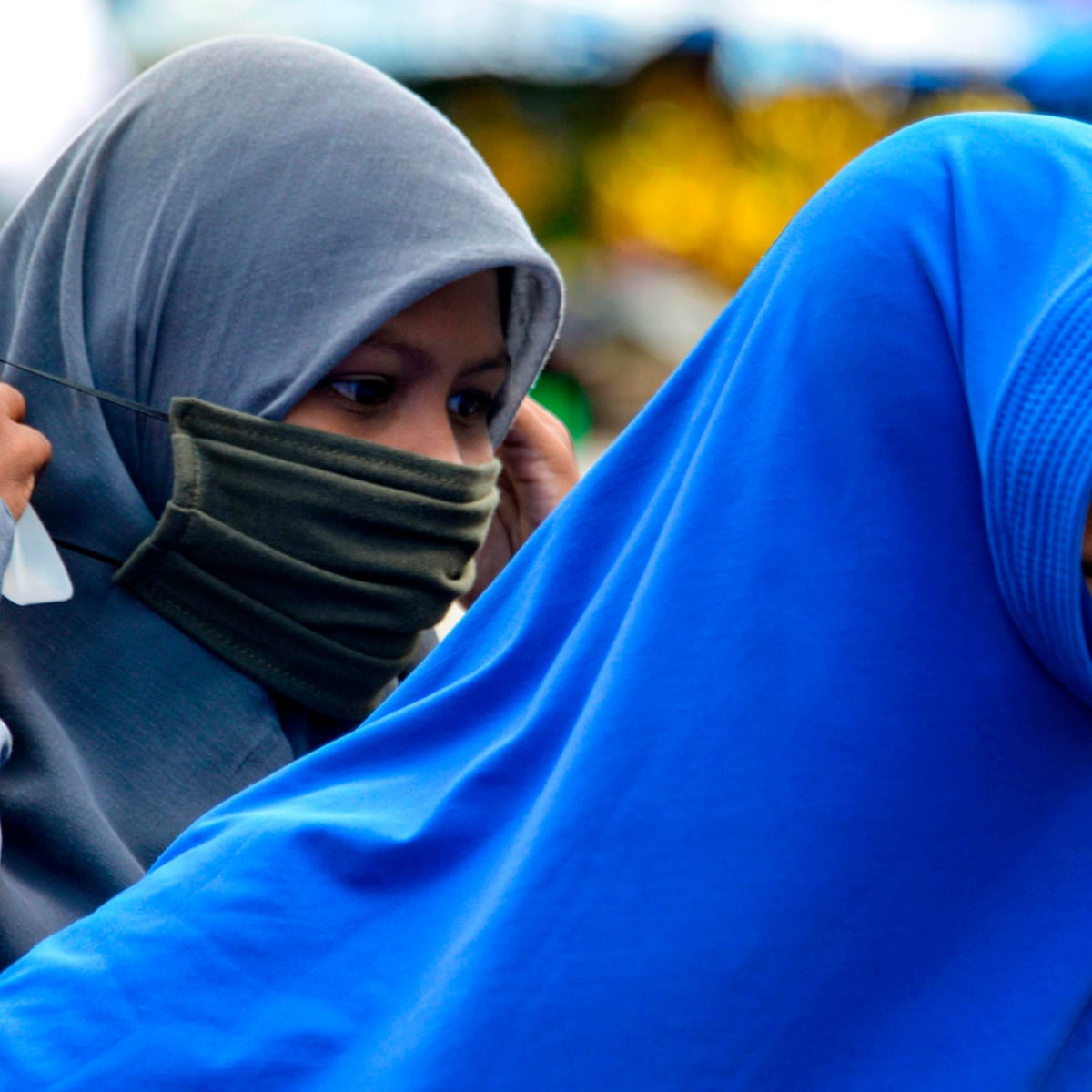Jakarta To Start Shutdown As Burials And Fears Rise Amid Coronavirus Outbreak Indonesia The Guardian<script async src=