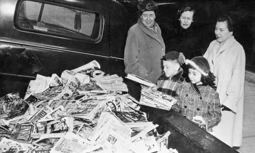 The women’s auxiliary of the American Legion organized a bonfire of comic books it considered offensive in Norwich, Connecticut, in 1955.