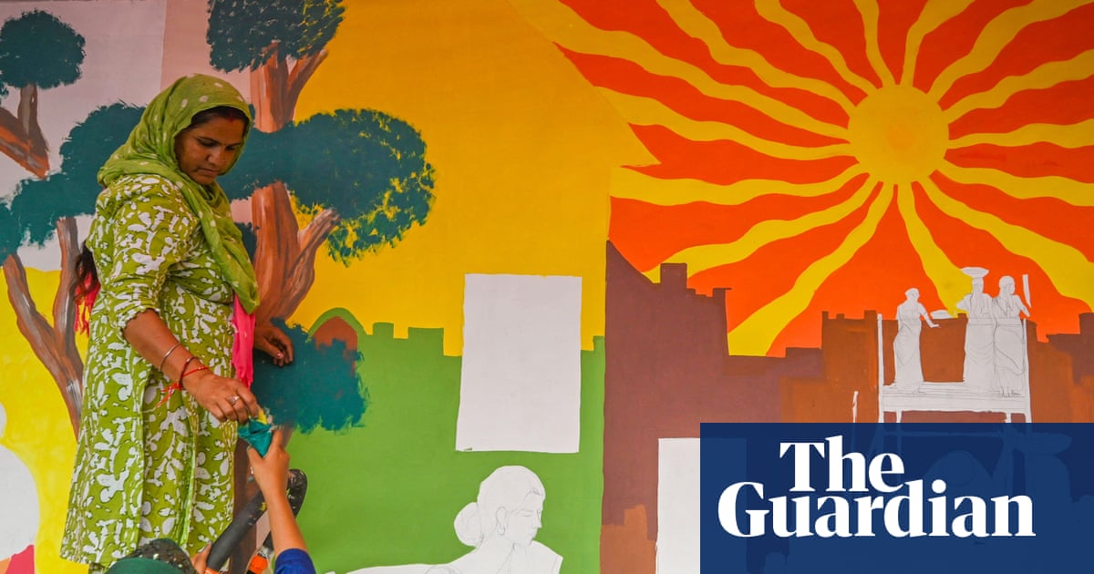 Coping with 54C heat: Delhi slum diaries detail living in extreme temperatures