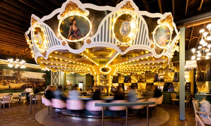 Wolfie’s Carousel Bar.