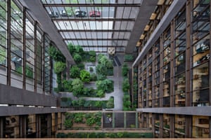 Ford Foundation headquarters, New York (287,500 square feet). Kevin Roche and John Dinkeloo Associates, 1968