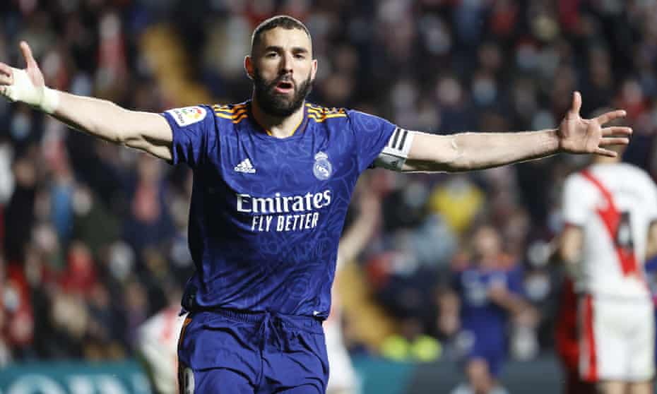 Real Madrid's Karim Benzema scored the only goal of the game against Rayo Vallecano, seven minutes from time.