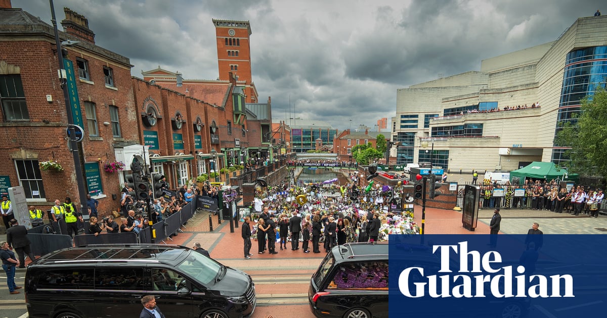Fans line streets of Birmingham to say farewell to Ozzy Osbourne