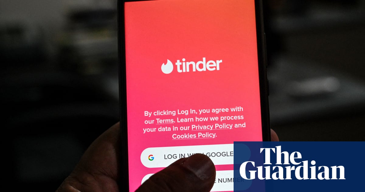 Tinder turns 10: what have we learned from a decade of dating apps?  podcast