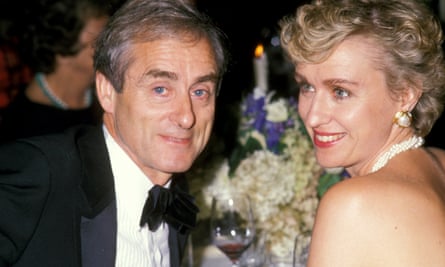 Harold Evans with Brown in 1989.